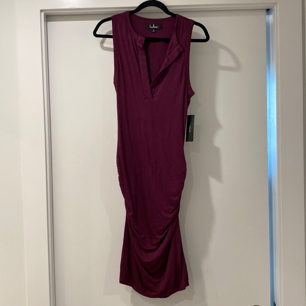 NWT Lulus bodycon midi dress